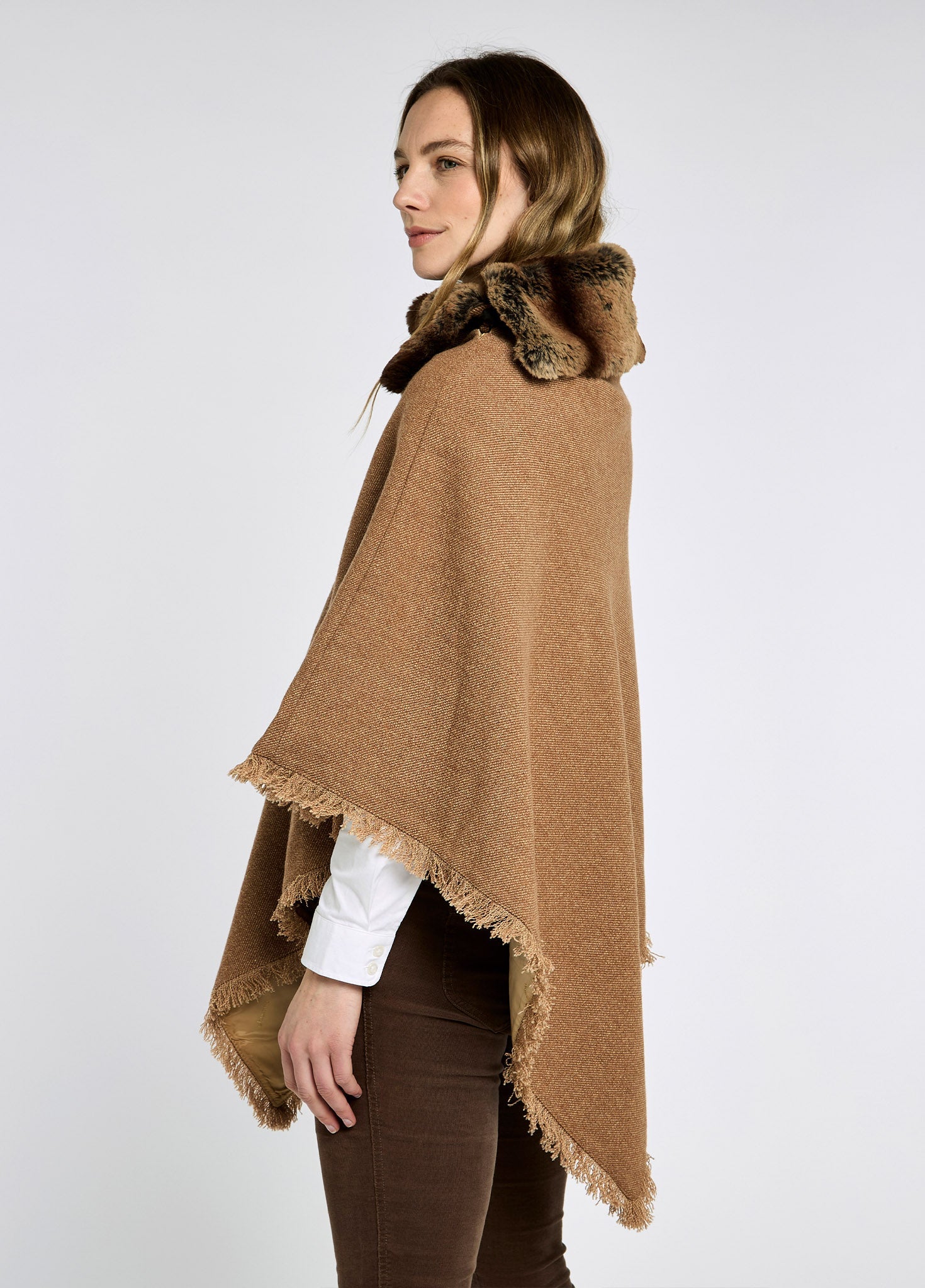 Poncho en tweed  Silverfir - Camel Twill