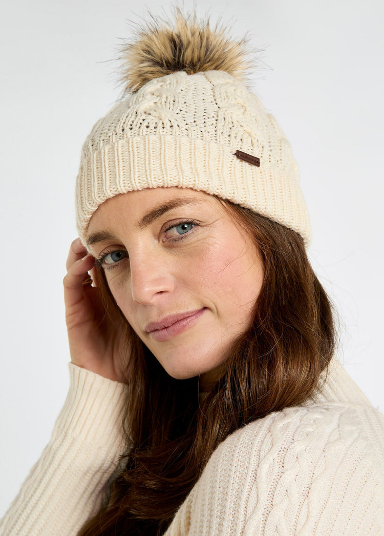 Ensemble bonnet et écharpe tricotés Edenmore - Cream
