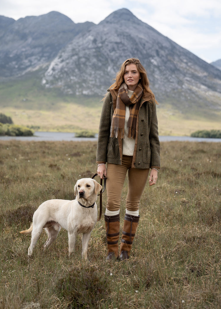 Jean Honeysuckle -  Camel